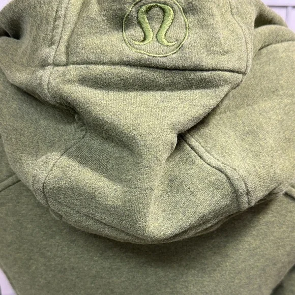Lululemon Athletica Forest Green Women's Hoodie, Size 4 - Picture 2 of 8